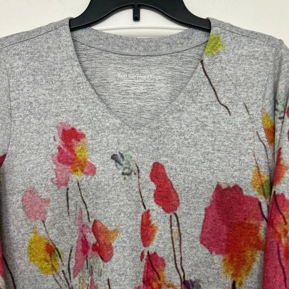 Soft Surroundings Gray Pink Floral Poppy V Neck Split Hem Tunic Top PS - Picture 4 of 11